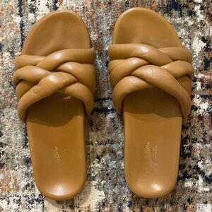 Seychelles Low Key Glow Up Sandals